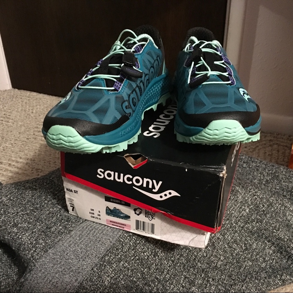 Saucony Women’s Koa Running Shoes NWT